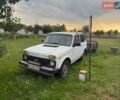 Белый ВАЗ 2121 Нива, объемом двигателя 1.57 л и пробегом 200 тыс. км за 2100 $, фото 1 на Automoto.ua
