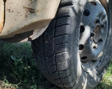 Белый ВАЗ 2121 Нива, объемом двигателя 1.6 л и пробегом 187 тыс. км за 1350 $, фото 1 на Automoto.ua