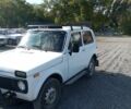 Белый ВАЗ 2121 Нива, объемом двигателя 1.57 л и пробегом 110 тыс. км за 1800 $, фото 1 на Automoto.ua