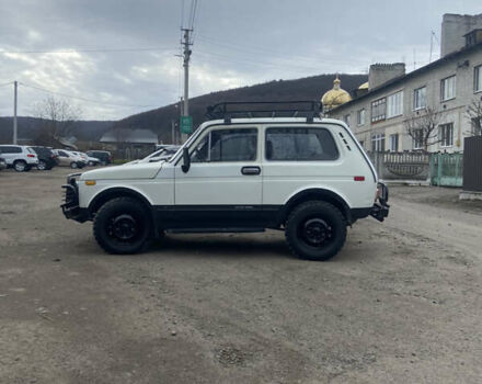 Білий ВАЗ 2121 Нива, об'ємом двигуна 1.6 л та пробігом 30 тис. км за 2600 $, фото 5 на Automoto.ua