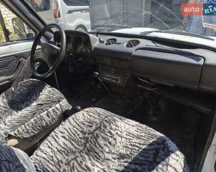 Білий ВАЗ 2121 Нива, об'ємом двигуна 1.6 л та пробігом 60 тис. км за 1800 $, фото 7 на Automoto.ua