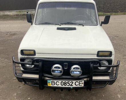 Білий ВАЗ 2121 Нива, об'ємом двигуна 1.6 л та пробігом 30 тис. км за 2600 $, фото 7 на Automoto.ua