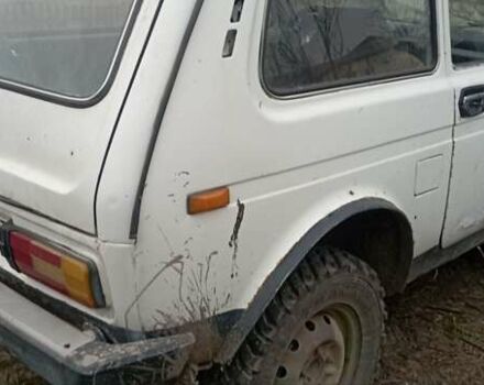 Білий ВАЗ 2121 Нива, об'ємом двигуна 1.7 л та пробігом 190 тис. км за 2500 $, фото 5 на Automoto.ua