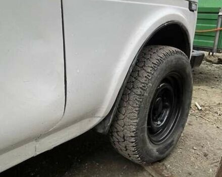 Белый ВАЗ 2121 Нива, объемом двигателя 1.58 л и пробегом 88 тыс. км за 2000 $, фото 4 на Automoto.ua