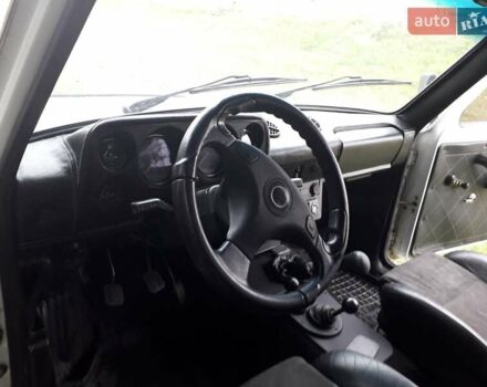 Білий ВАЗ 2121 Нива, об'ємом двигуна 1.6 л та пробігом 200 тис. км за 3050 $, фото 7 на Automoto.ua