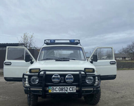Білий ВАЗ 2121 Нива, об'ємом двигуна 1.6 л та пробігом 30 тис. км за 2600 $, фото 10 на Automoto.ua