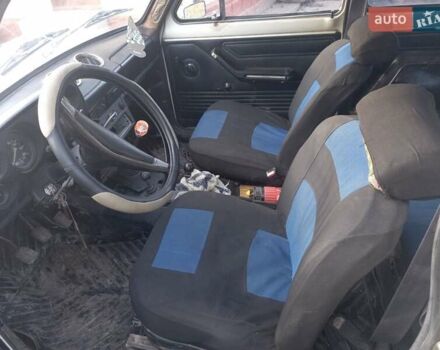 Белый ВАЗ 2121 Нива, объемом двигателя 1.6 л и пробегом 116 тыс. км за 3000 $, фото 2 на Automoto.ua