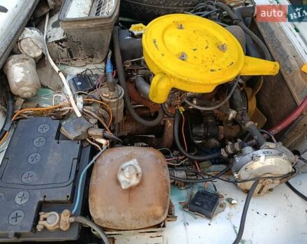 Білий ВАЗ 2121 Нива, об'ємом двигуна 1.6 л та пробігом 100 тис. км за 2000 $, фото 4 на Automoto.ua