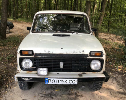 Белый ВАЗ 2121 Нива, объемом двигателя 1.6 л и пробегом 1 тыс. км за 1500 $, фото 1 на Automoto.ua