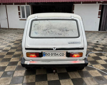 Белый ВАЗ 2121 Нива, объемом двигателя 1.6 л и пробегом 5 тыс. км за 2300 $, фото 5 на Automoto.ua