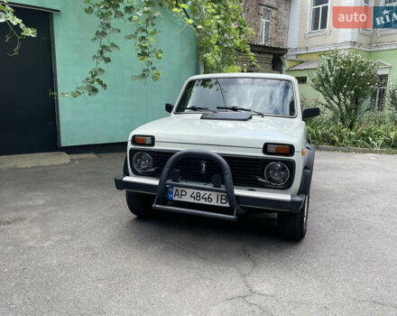 Белый ВАЗ 2121 Нива, объемом двигателя 1.8 л и пробегом 10 тыс. км за 6500 $, фото 1 на Automoto.ua