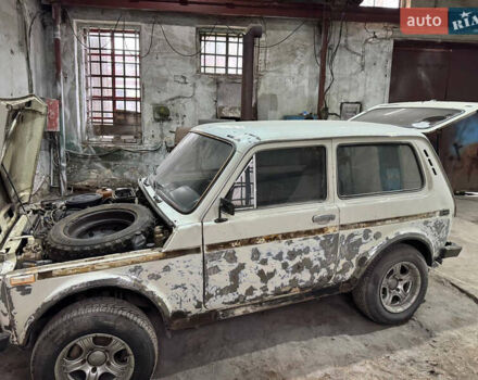 Белый ВАЗ 2121 Нива, объемом двигателя 1.6 л и пробегом 5 тыс. км за 2300 $, фото 14 на Automoto.ua
