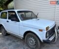 Белый ВАЗ 2121 Нива, объемом двигателя 1.6 л и пробегом 284 тыс. км за 2100 $, фото 1 на Automoto.ua