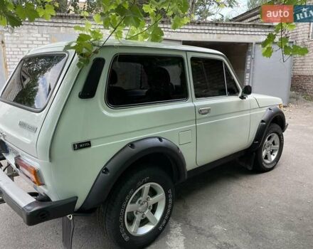 Белый ВАЗ 2121 Нива, объемом двигателя 1.8 л и пробегом 10 тыс. км за 6500 $, фото 4 на Automoto.ua