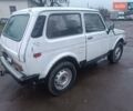 Белый ВАЗ 2121 Нива, объемом двигателя 1.6 л и пробегом 250 тыс. км за 1500 $, фото 1 на Automoto.ua