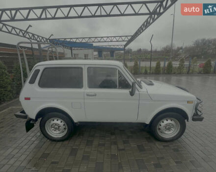 Белый ВАЗ 2121 Нива, объемом двигателя 1.57 л и пробегом 59 тыс. км за 2700 $, фото 4 на Automoto.ua