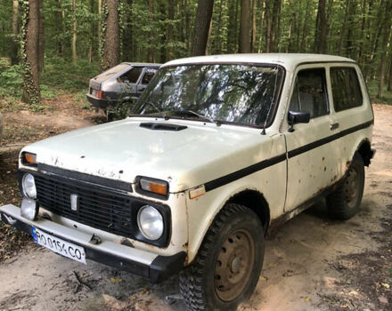 Белый ВАЗ 2121 Нива, объемом двигателя 1.6 л и пробегом 1 тыс. км за 1500 $, фото 2 на Automoto.ua
