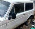 Белый ВАЗ 2121 Нива, объемом двигателя 2 л и пробегом 888 тыс. км за 1700 $, фото 5 на Automoto.ua
