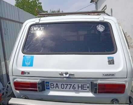 Білий ВАЗ 2121 Нива, об'ємом двигуна 1.6 л та пробігом 100 тис. км за 2000 $, фото 3 на Automoto.ua