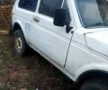 Белый ВАЗ 2121 Нива, объемом двигателя 2 л и пробегом 888 тыс. км за 1700 $, фото 4 на Automoto.ua