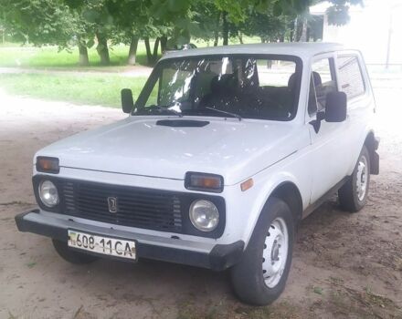 Белый ВАЗ 2121, объемом двигателя 1.6 л и пробегом 113 тыс. км за 2000 $, фото 1 на Automoto.ua