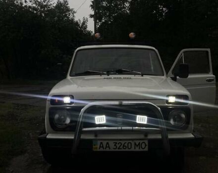 Білий ВАЗ 2121 Нива, об'ємом двигуна 1.6 л та пробігом 70 тис. км за 3000 $, фото 2 на Automoto.ua