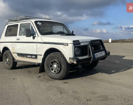 Белый ВАЗ 2121 Нива, объемом двигателя 1.57 л и пробегом 103 тыс. км за 2000 $, фото 6 на Automoto.ua