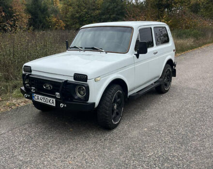 Білий ВАЗ 2121 Нива, об'ємом двигуна 1.6 л та пробігом 120 тис. км за 4500 $, фото 2 на Automoto.ua