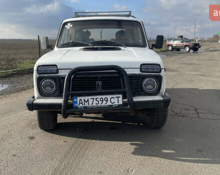 Белый ВАЗ 2121 Нива, объемом двигателя 1.57 л и пробегом 103 тыс. км за 2000 $, фото 7 на Automoto.ua