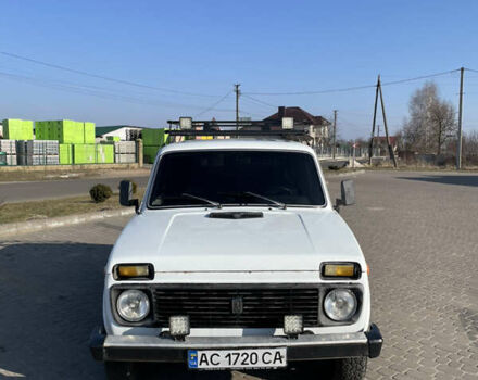Білий ВАЗ 2121 Нива, об'ємом двигуна 1.6 л та пробігом 47 тис. км за 2500 $, фото 12 на Automoto.ua