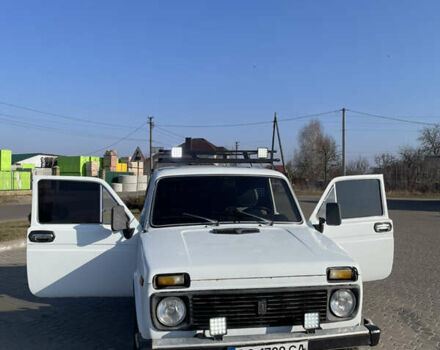 Білий ВАЗ 2121 Нива, об'ємом двигуна 1.6 л та пробігом 47 тис. км за 2500 $, фото 1 на Automoto.ua