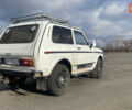 Белый ВАЗ 2121 Нива, объемом двигателя 1.57 л и пробегом 103 тыс. км за 2000 $, фото 4 на Automoto.ua