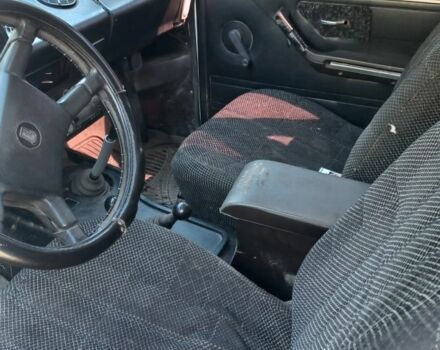 Білий ВАЗ 2121, об'ємом двигуна 1.6 л та пробігом 90 тис. км за 1900 $, фото 1 на Automoto.ua