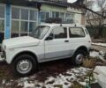 Белый ВАЗ 2121 Нива, объемом двигателя 1.6 л и пробегом 200 тыс. км за 1600 $, фото 2 на Automoto.ua