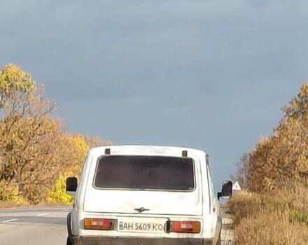 Білий ВАЗ 2121 Нива, об'ємом двигуна 1.6 л та пробігом 200 тис. км за 1500 $, фото 2 на Automoto.ua