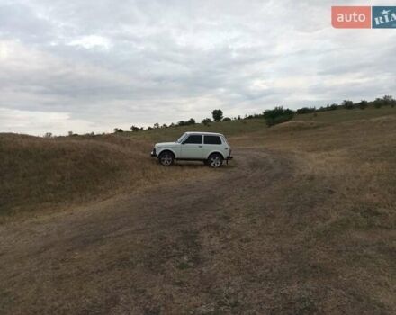 Білий ВАЗ 2121 Нива, об'ємом двигуна 1.7 л та пробігом 100 тис. км за 3600 $, фото 5 на Automoto.ua