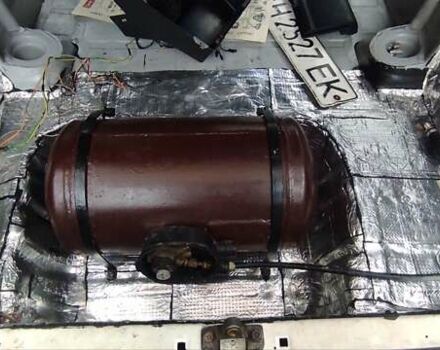 Белый ВАЗ 2121 Нива, объемом двигателя 1.57 л и пробегом 1 тыс. км за 2850 $, фото 6 на Automoto.ua