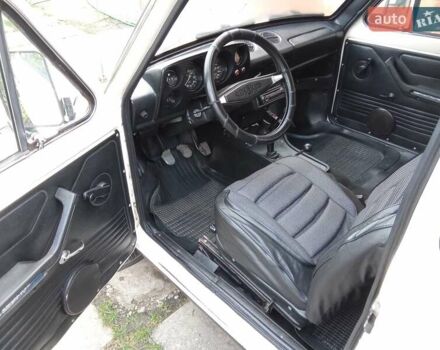 Белый ВАЗ 2121 Нива, объемом двигателя 1.6 л и пробегом 101 тыс. км за 3300 $, фото 23 на Automoto.ua