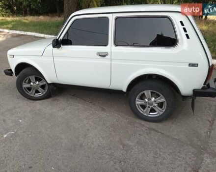 Білий ВАЗ 2121 Нива, об'ємом двигуна 1.7 л та пробігом 100 тис. км за 3600 $, фото 21 на Automoto.ua