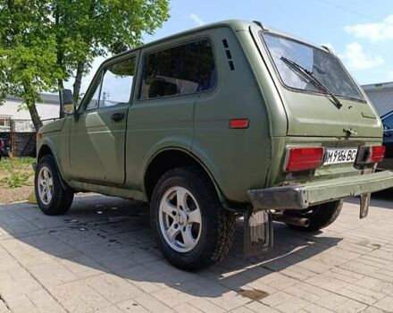 Белый ВАЗ 2121 Нива, объемом двигателя 1.57 л и пробегом 100 тыс. км за 1700 $, фото 3 на Automoto.ua