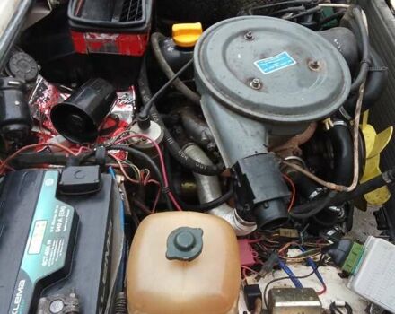 Белый ВАЗ 2121 Нива, объемом двигателя 1.6 л и пробегом 101 тыс. км за 3300 $, фото 32 на Automoto.ua