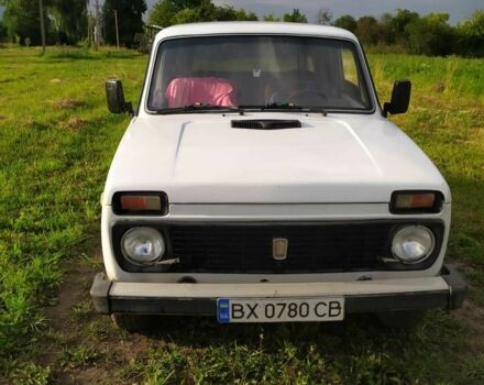 Белый ВАЗ 2121, объемом двигателя 1.6 л и пробегом 90 тыс. км за 2200 $, фото 6 на Automoto.ua