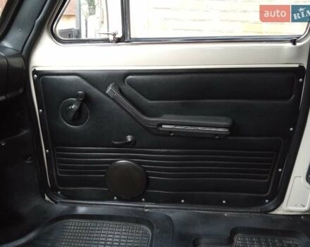Белый ВАЗ 2121 Нива, объемом двигателя 1.6 л и пробегом 101 тыс. км за 3300 $, фото 27 на Automoto.ua