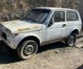 Белый ВАЗ 2121 Нива, объемом двигателя 1.7 л и пробегом 100 тыс. км за 1000 $, фото 1 на Automoto.ua