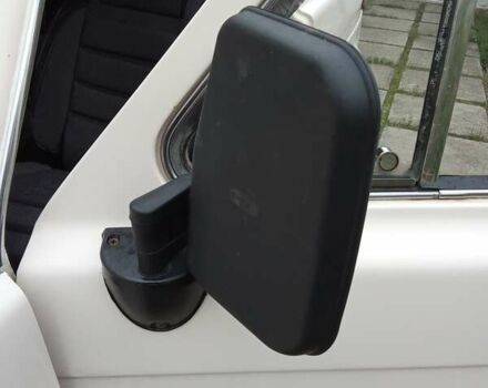 Белый ВАЗ 2121 Нива, объемом двигателя 1.6 л и пробегом 101 тыс. км за 3300 $, фото 16 на Automoto.ua