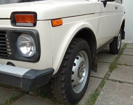 Белый ВАЗ 2121, объемом двигателя 1.6 л и пробегом 101 тыс. км за 3200 $, фото 5 на Automoto.ua