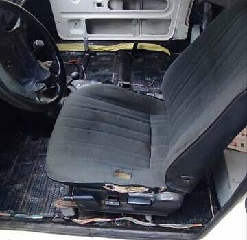 Белый ВАЗ 2121 Нива, объемом двигателя 1.57 л и пробегом 1 тыс. км за 2850 $, фото 12 на Automoto.ua