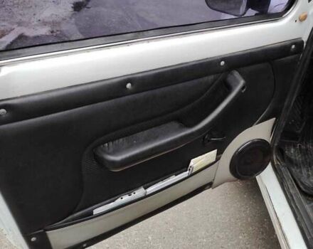 Белый ВАЗ 2121 Нива, объемом двигателя 1.6 л и пробегом 40 тыс. км за 2700 $, фото 3 на Automoto.ua