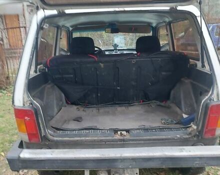 Білий ВАЗ 2121 Нива, об'ємом двигуна 1.57 л та пробігом 69 тис. км за 1700 $, фото 4 на Automoto.ua