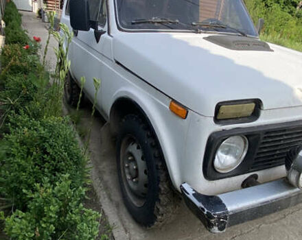 Білий ВАЗ 2121 Нива, об'ємом двигуна 1.6 л та пробігом 221 тис. км за 2600 $, фото 5 на Automoto.ua